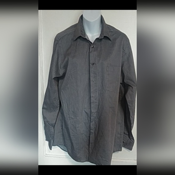🛍️ BUNDLE ONLY 🛍️VAN HEUSEN MENS GRAY BUTTON DOWN SHIRT - Picture 1 of 7